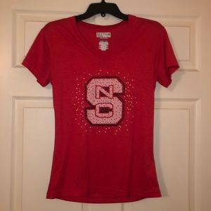 Women’s NC State v-neck tshirt